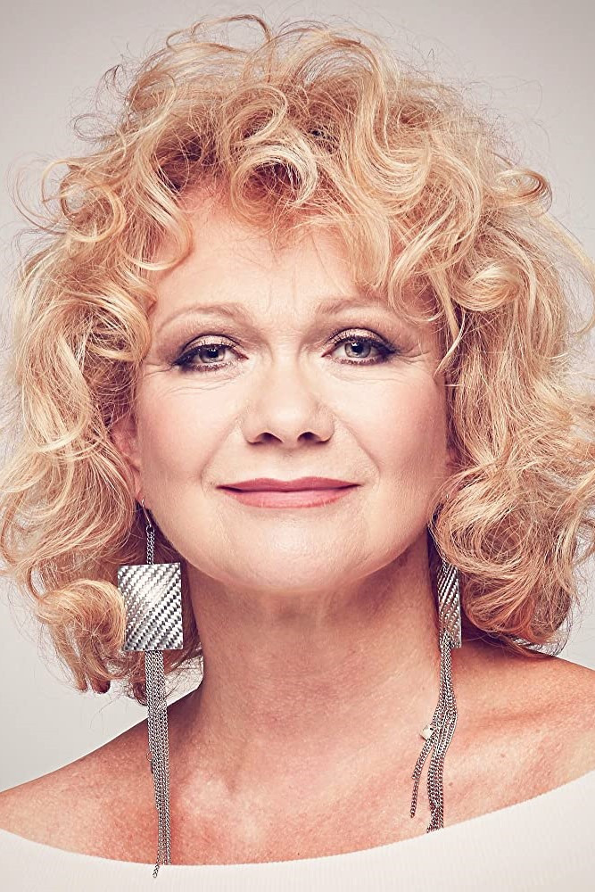 et billede af Juli Básti