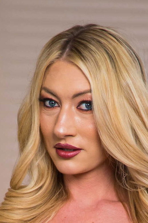 et billede af Whitney OC