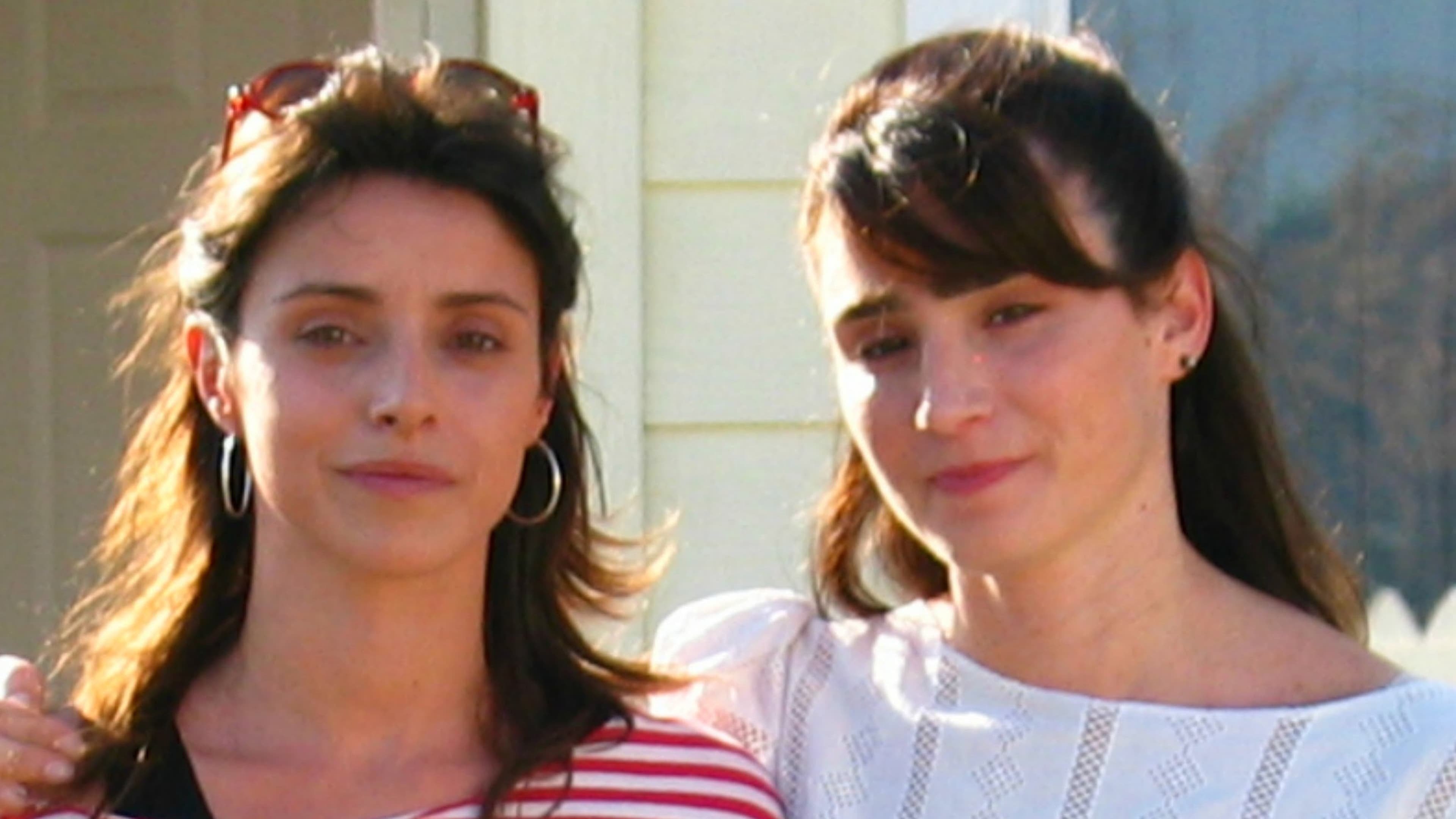 Hermanas (2005)