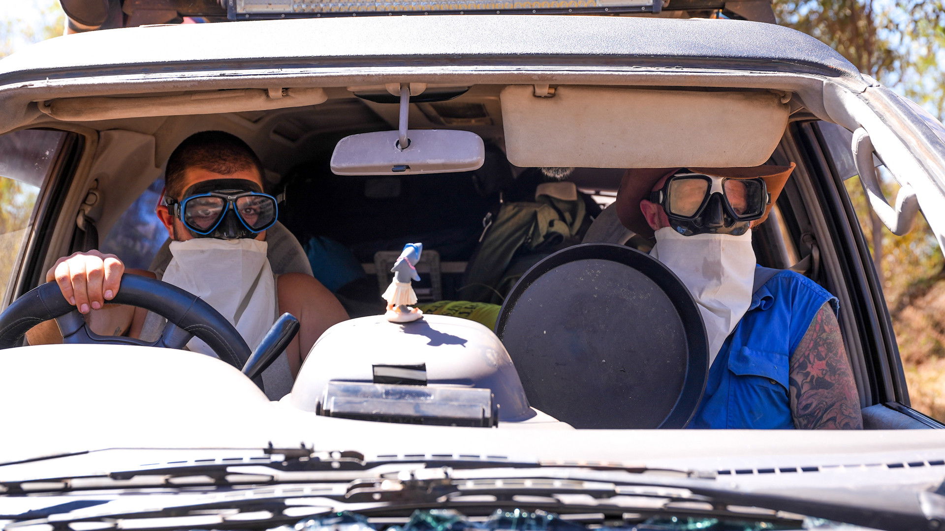 Opal Hunters: Red Dirt Road Trip S02E03 backdrop