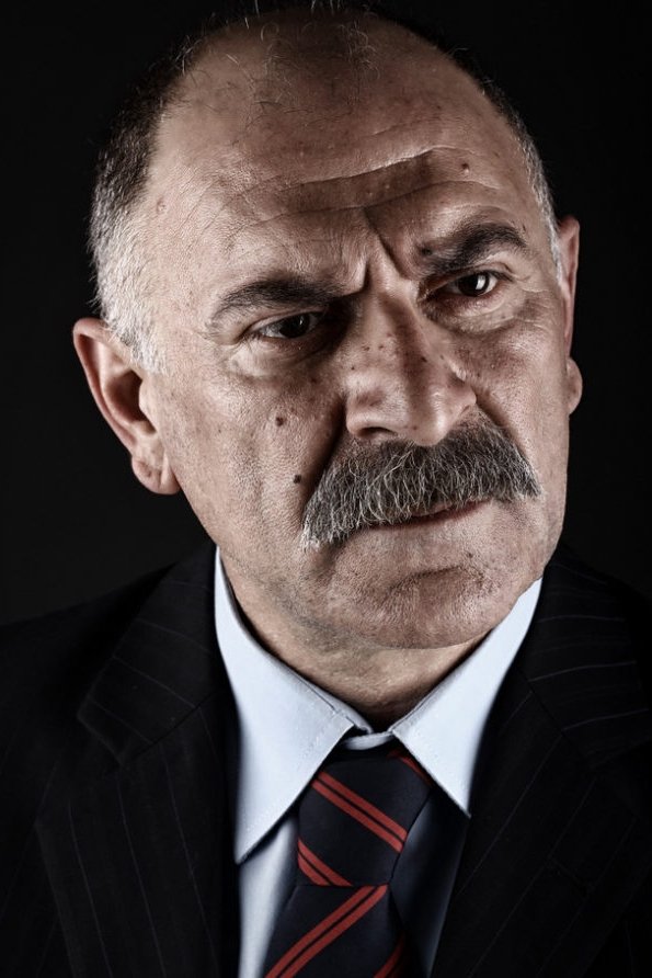 Yavuz Pekdiker's picture in the cast