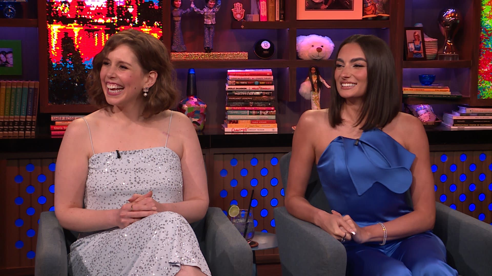 Watch What Happens Live with Andy Cohen - Season 19 Episode 77 : Episodio 77 (2024)