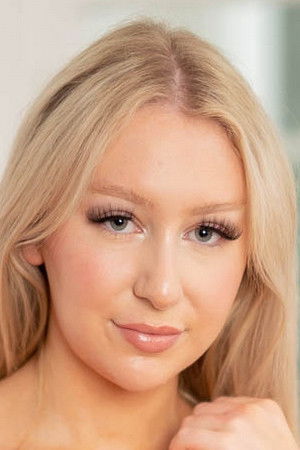 et billede af Lily Jay