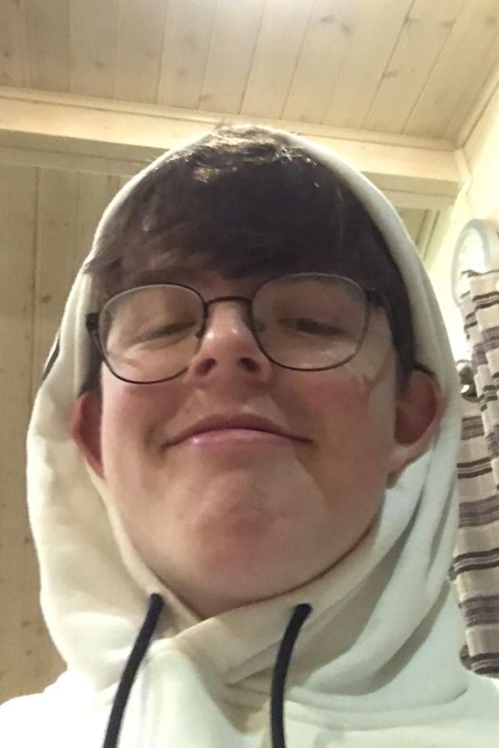 Owen Truby | Partygoer (voice)