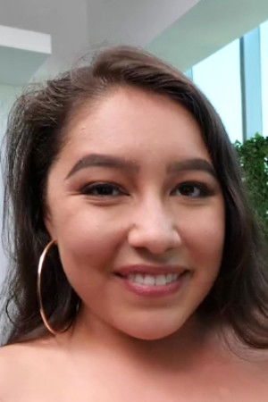 et billede af Allyana Amore