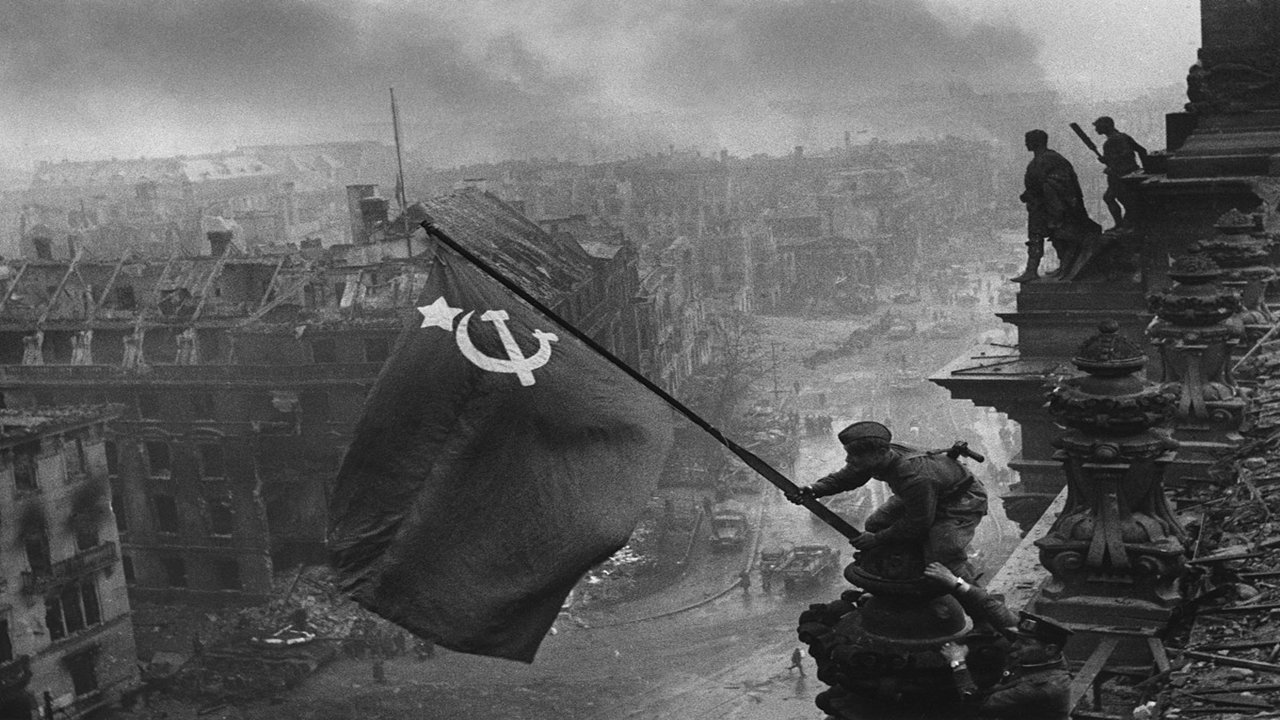 Thumbnail for Chapter 6: 1942–1945 Season 1 Episode 6