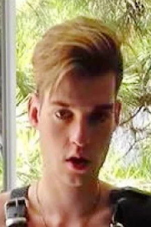 et billede af Lois Novitch