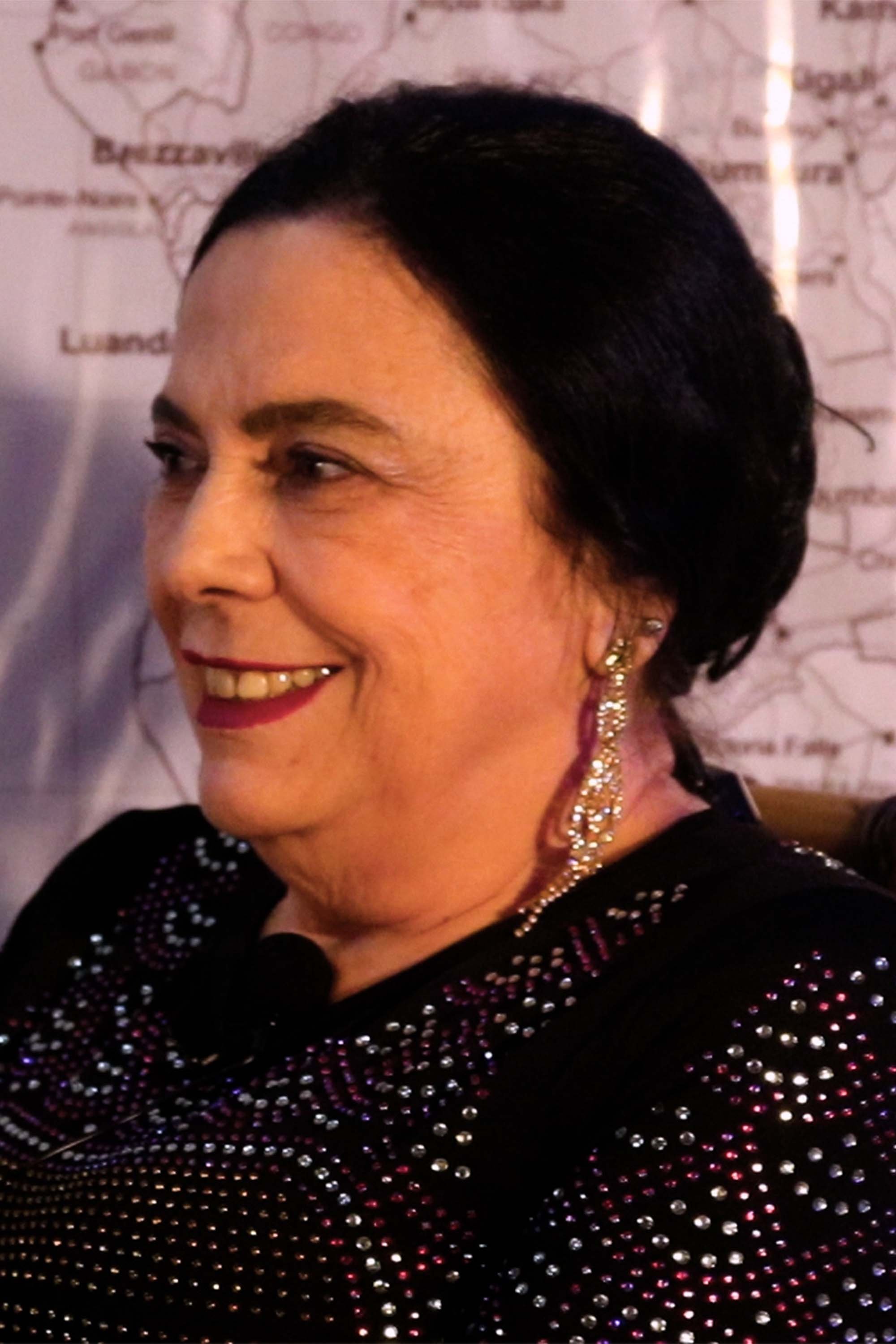 Iara de Sousa as Iara
