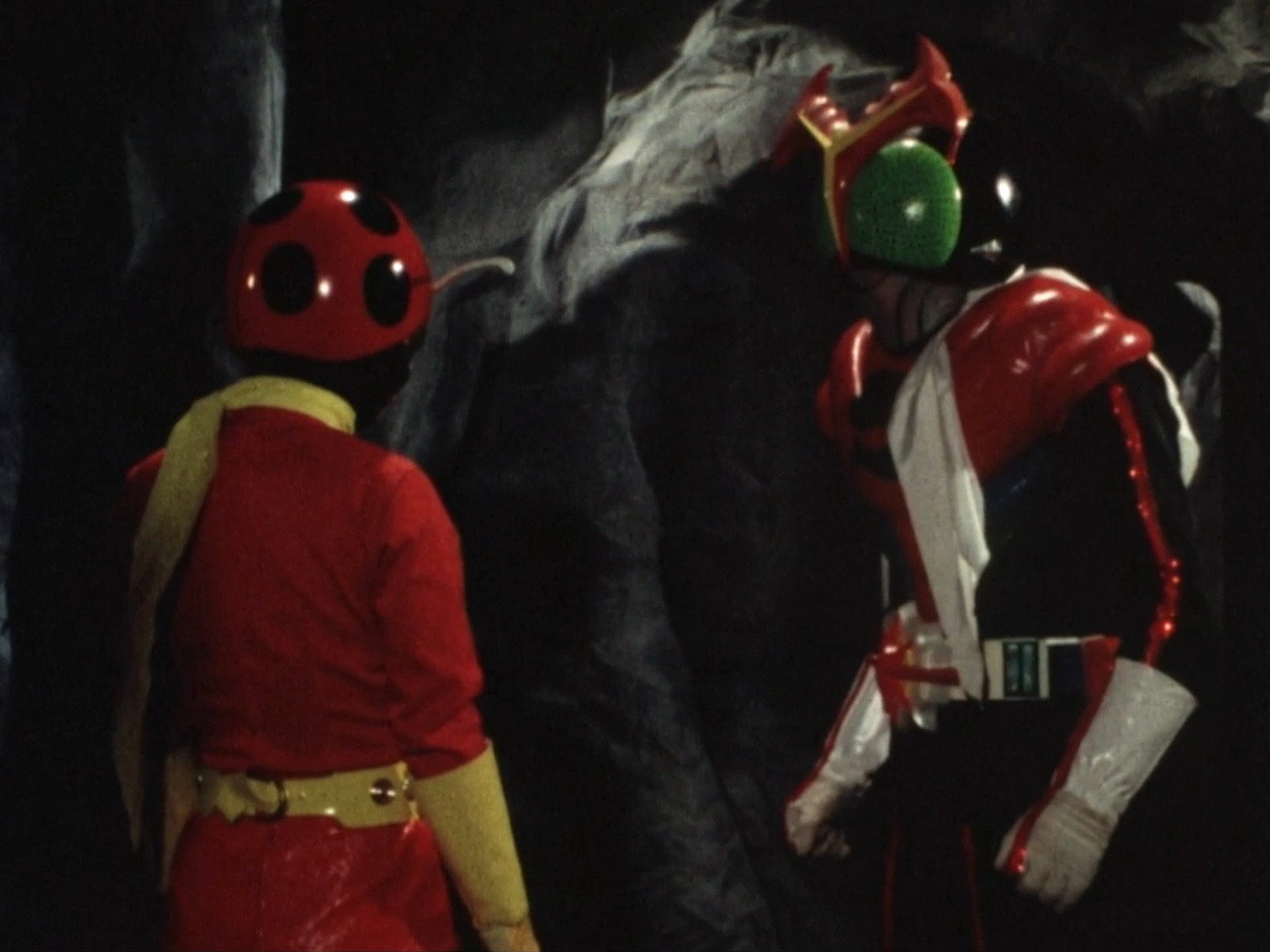 Kamen Rider Season 5 :Episode 2  The Secret of Stronger and Tackle!