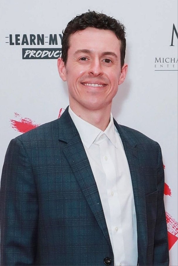 et billede af Jonathan Sayer