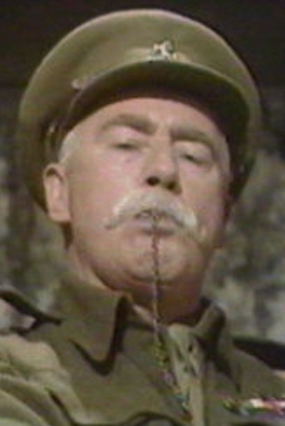 et billede af Geoffrey Lumsden