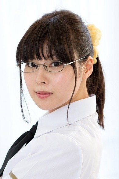 彩城ゆりな (Yurina Ayashiro)