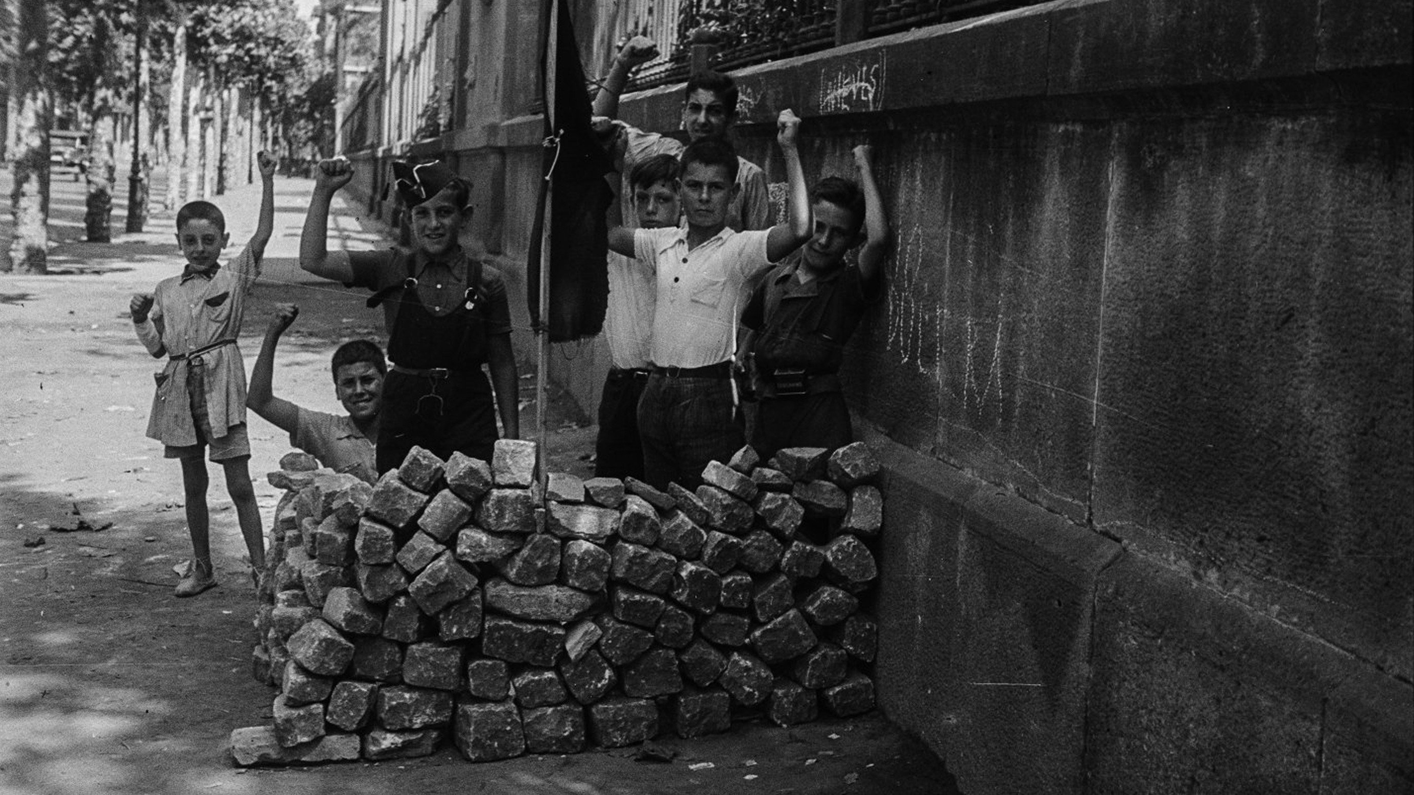 The Red Box: The Infinite War of Antoni Campañà