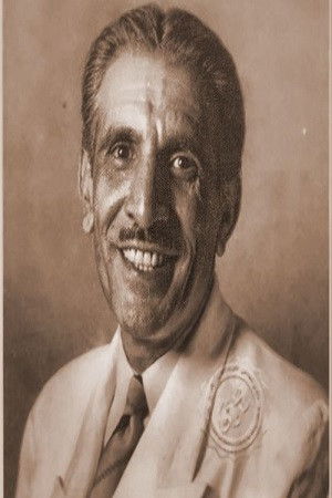 et billede af Aziz Ali