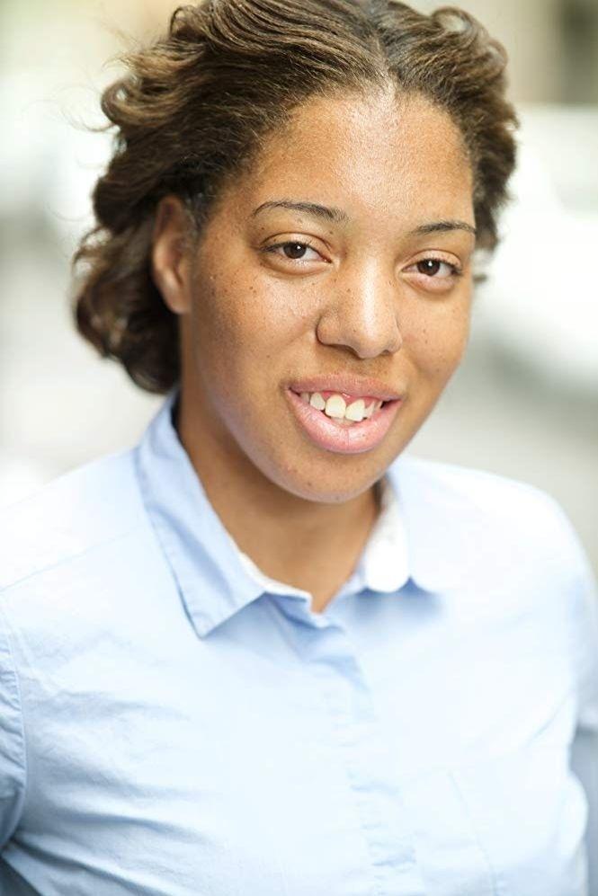 Sharrie McCain's picture in the cast