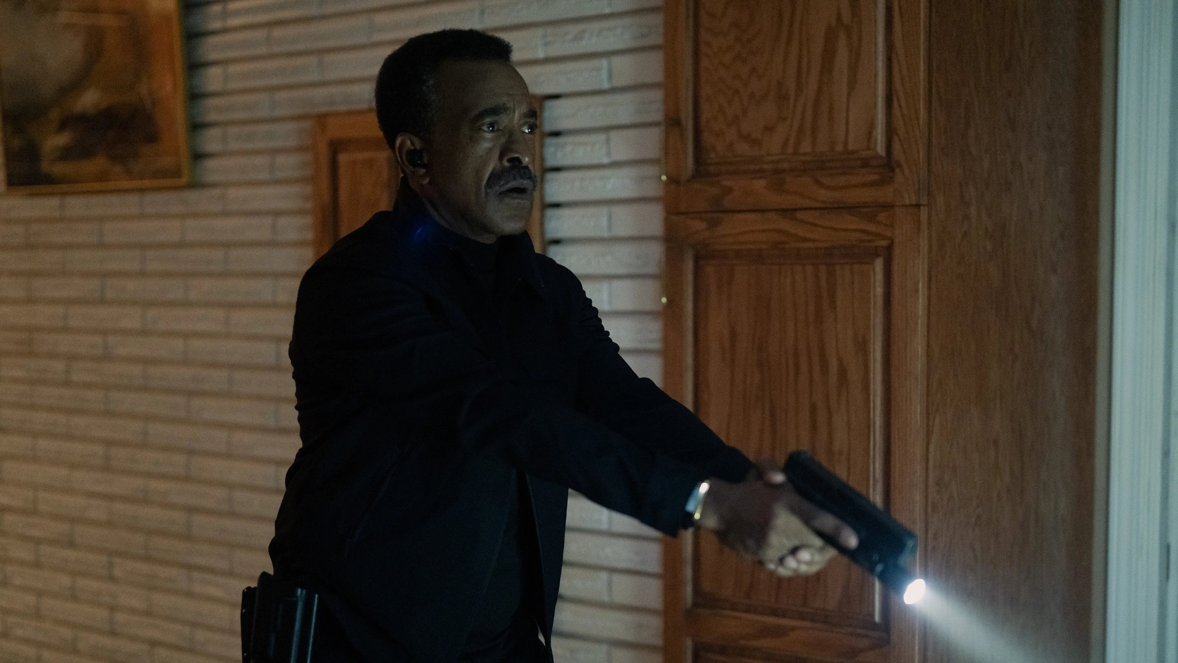 Peacemaker - Season 2 Episode 2 : A Man Is Only As Good As His Bird