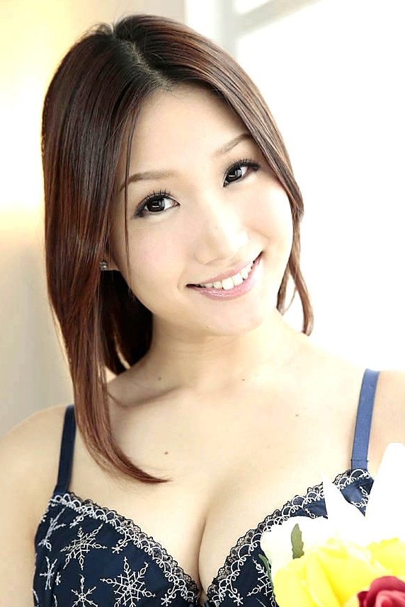 舞咲みくに(Mikuni Maisaki)
