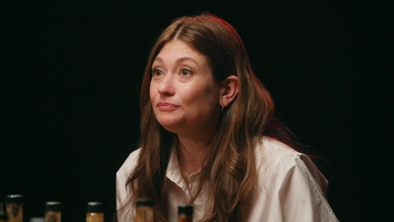 Hot Ones Québec - Katherine Levac