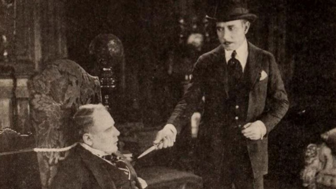 813 (1920)