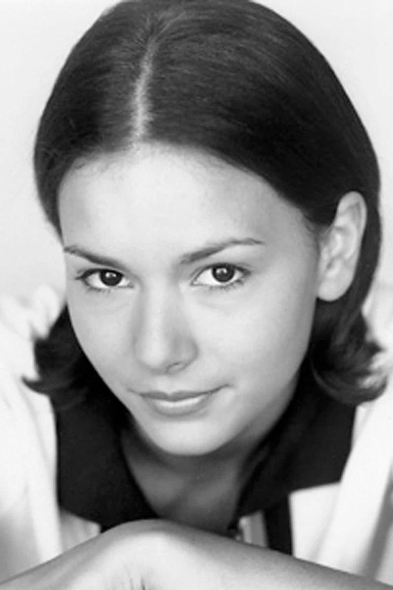 et billede af Erin J. Dean