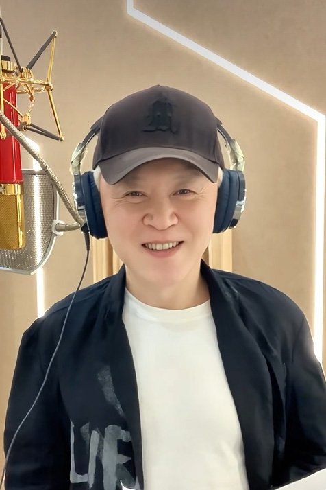 et billede af Lin Zhang