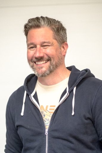 et billede af Jason Tostevin