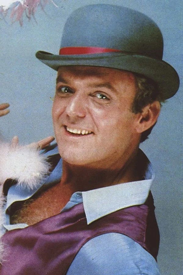 et billede af Wayland Flowers