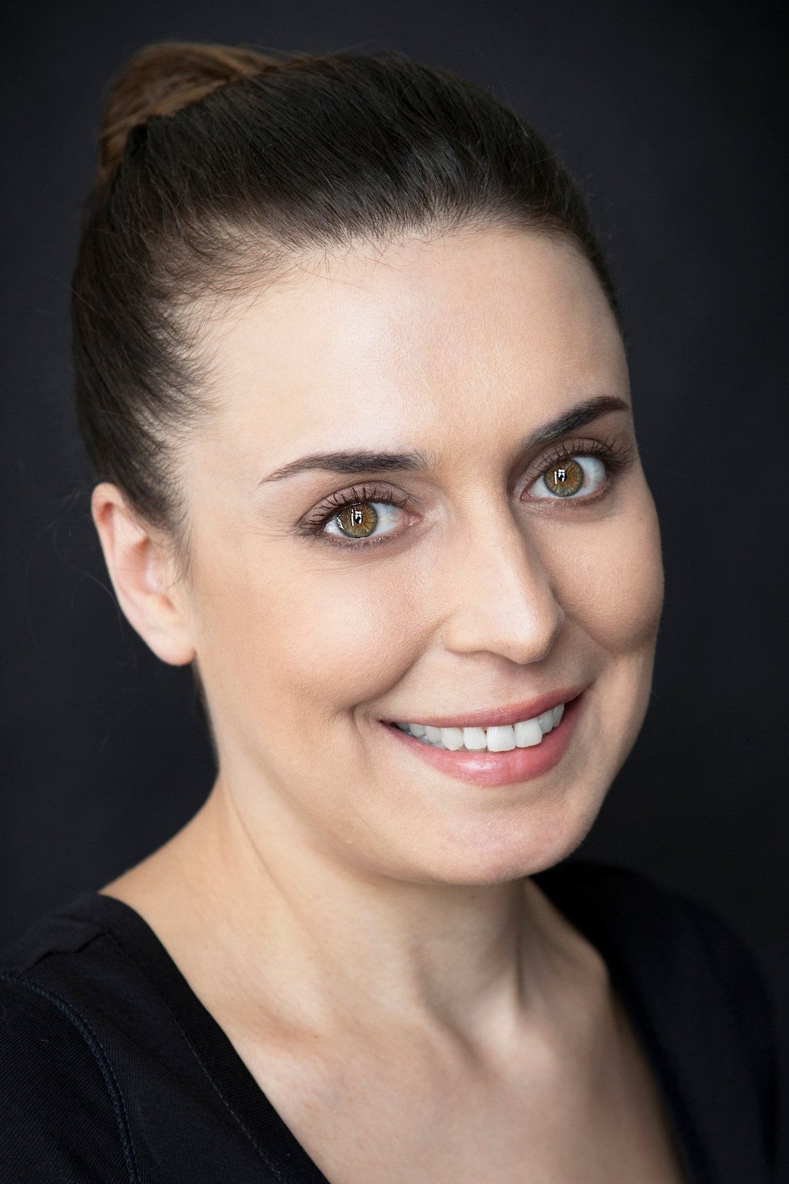 et billede af Münire Apaydın