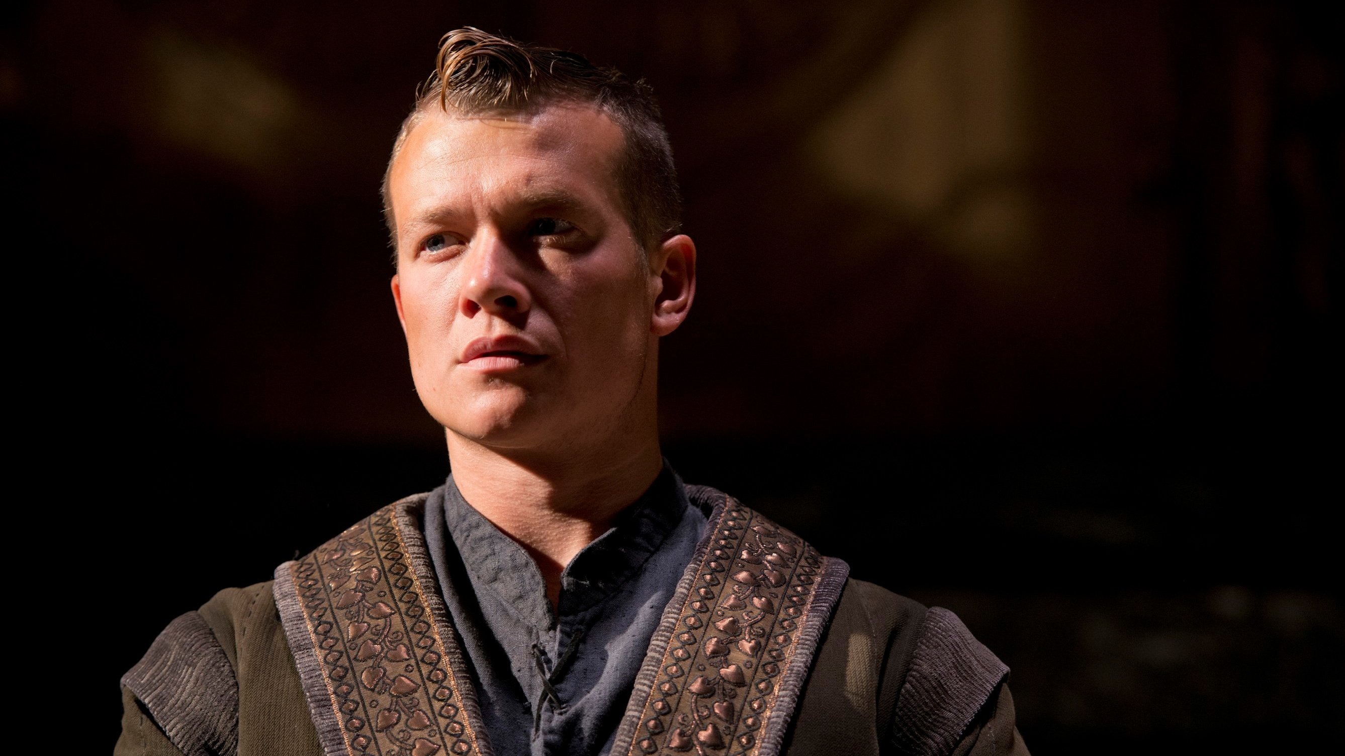 Beowulf: Return to the Shieldlands