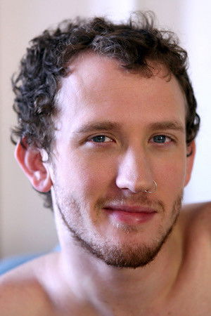 et billede af Skylar Cove