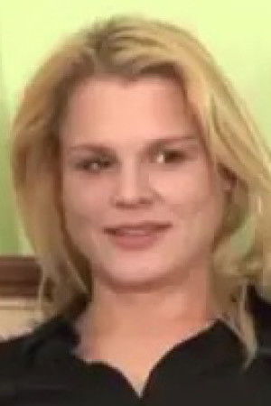 et billede af Adela Long