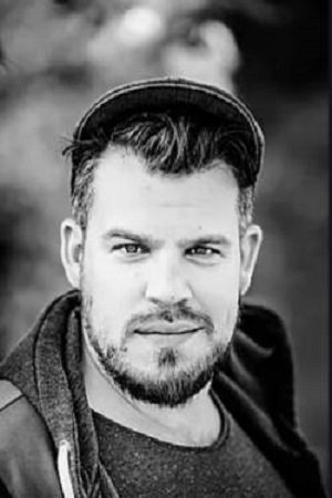 Grégory Ghezzi's picture in the cast