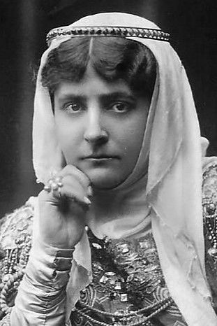 et billede af Saba Raleigh