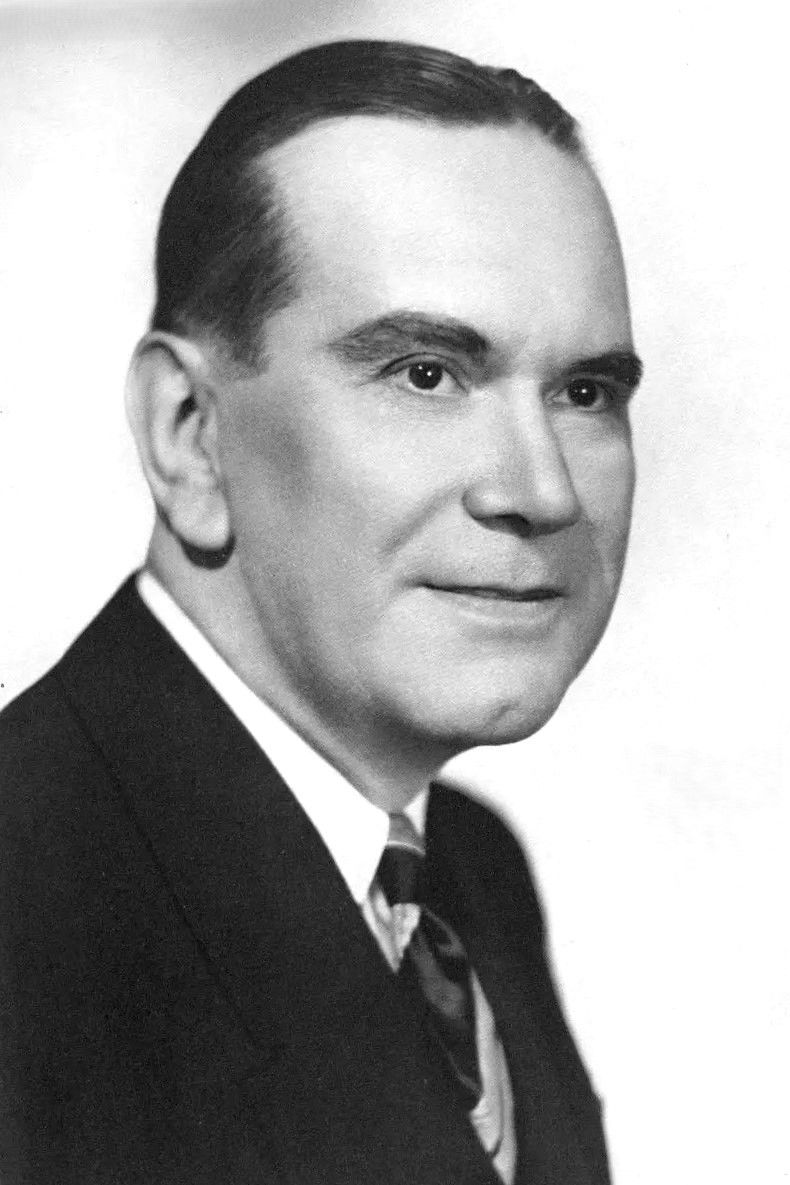 et billede af Carlton Brickert