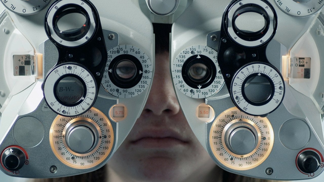 Blind (2014)