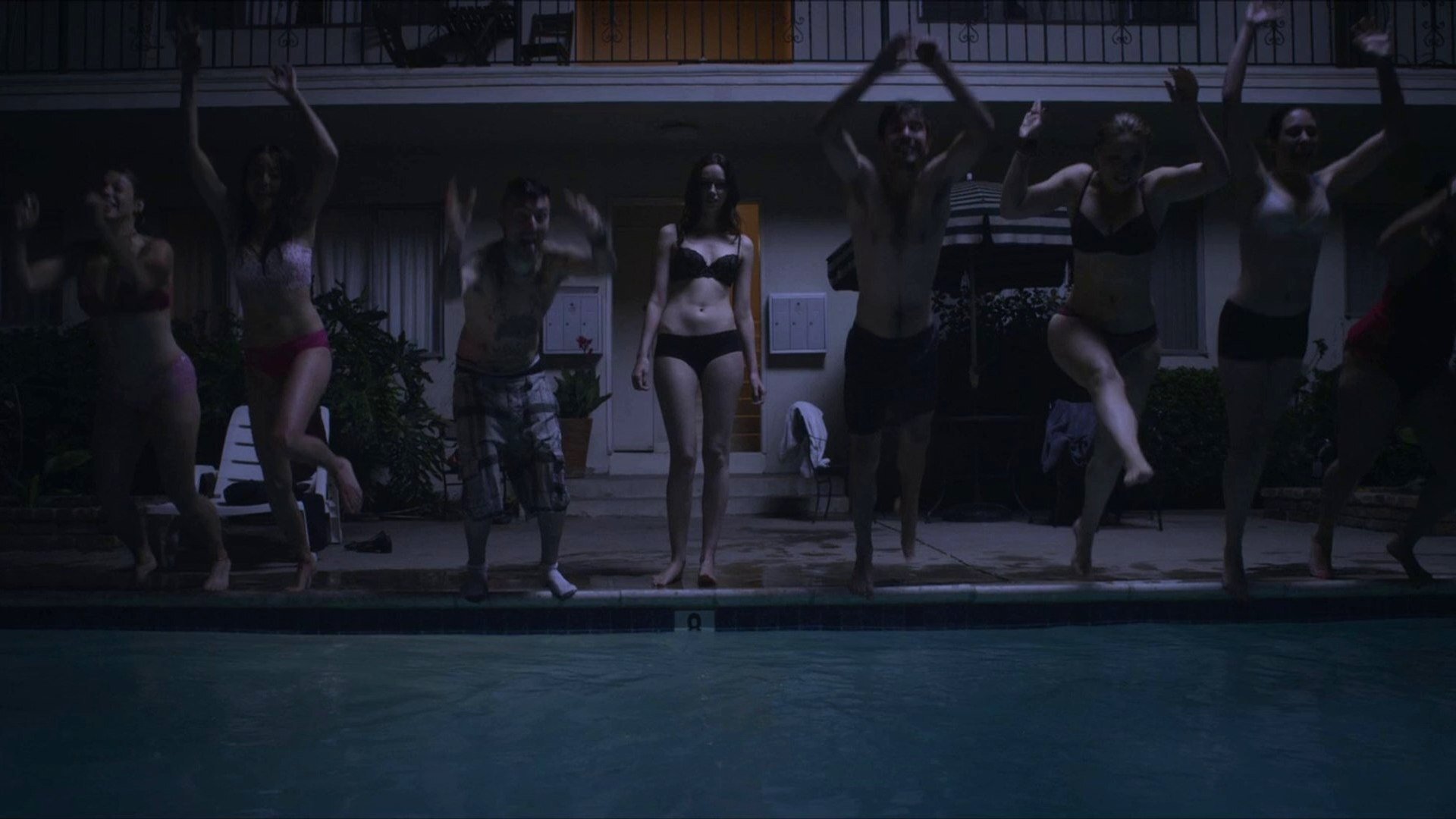 Starry Eyes (2014)