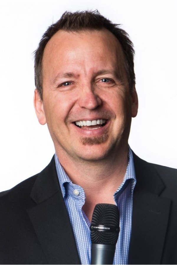 et billede af Skip Lackey