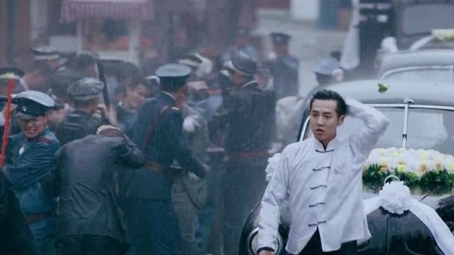 Siege in Fog