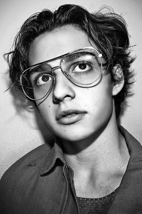 et billede af Joshua Benard