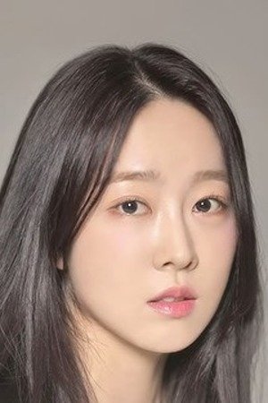 Kim Yoo-jung's picture in the cast