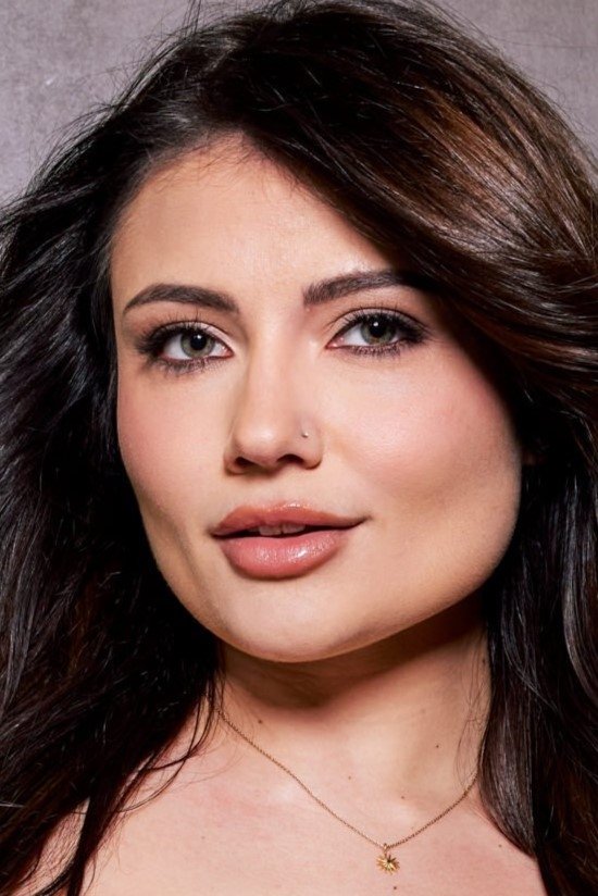 et billede af Adria Rae