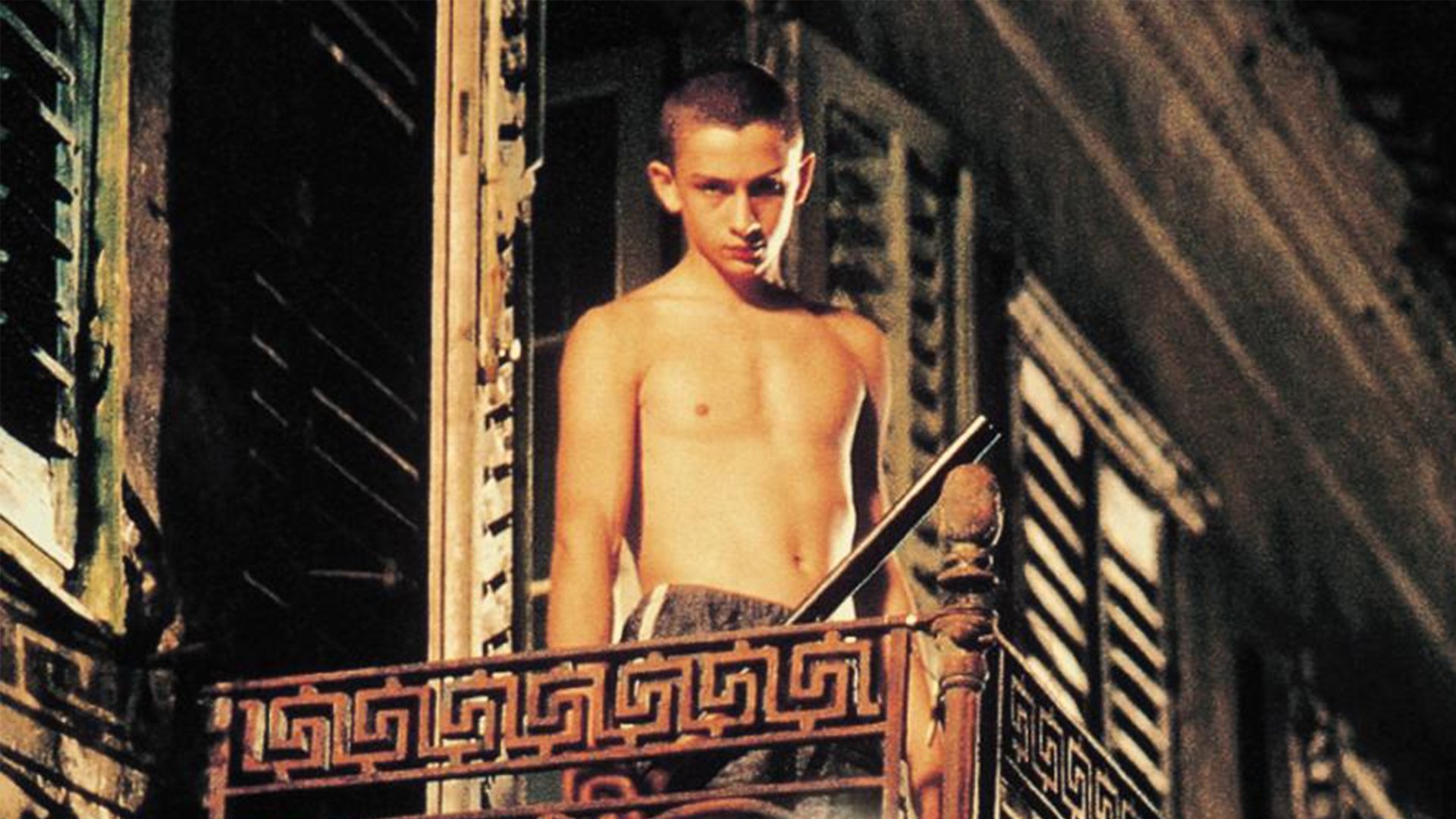 27 Missing Kisses (2000)