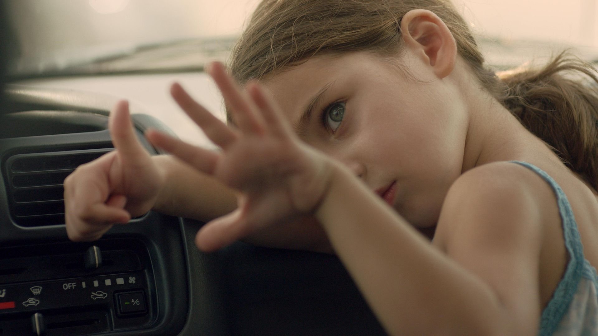 Caroline (2018)