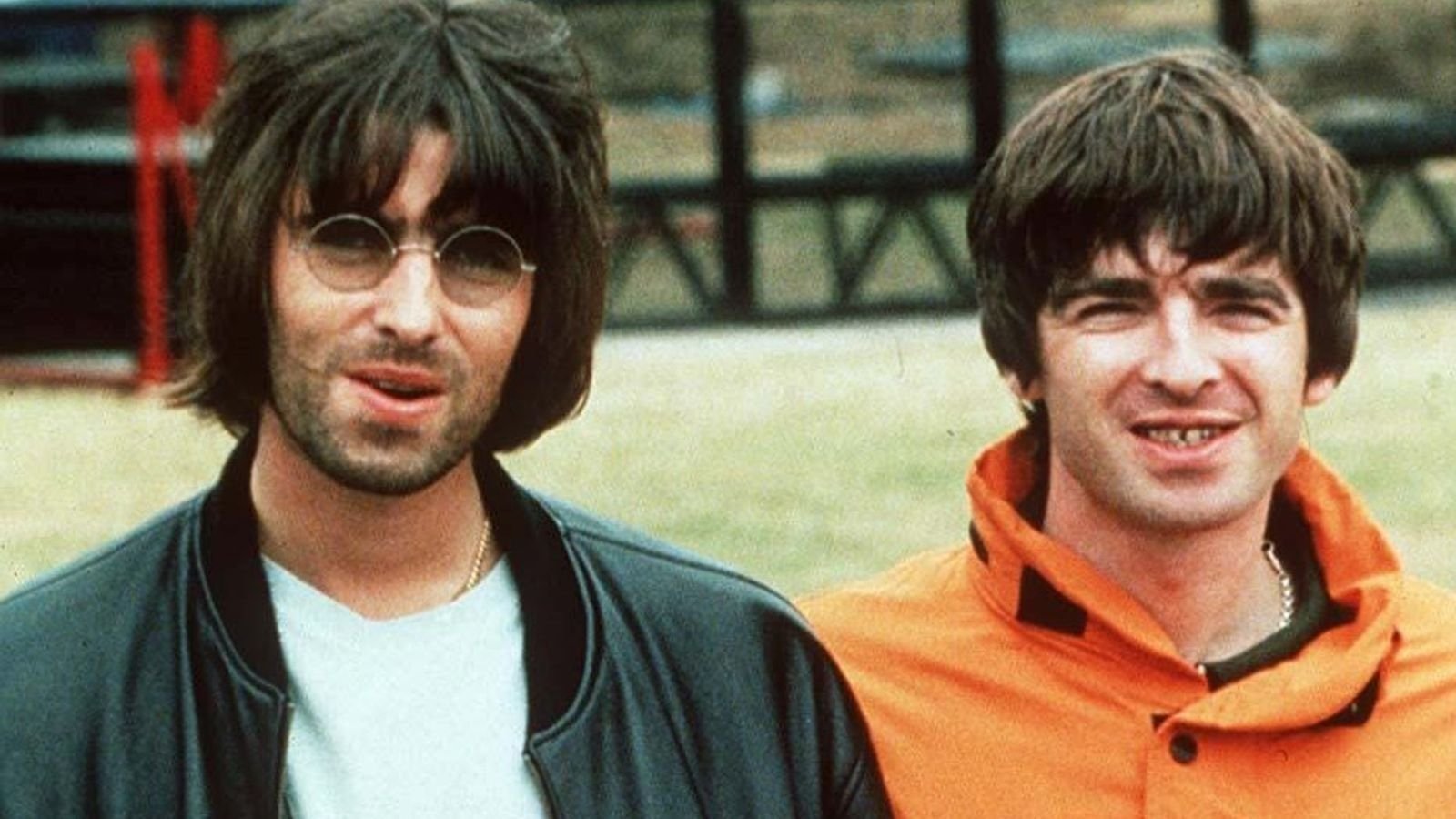 Oasis Knebworth 1996 (2021)