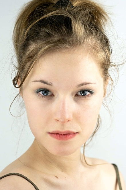 et billede af Esther Wahl