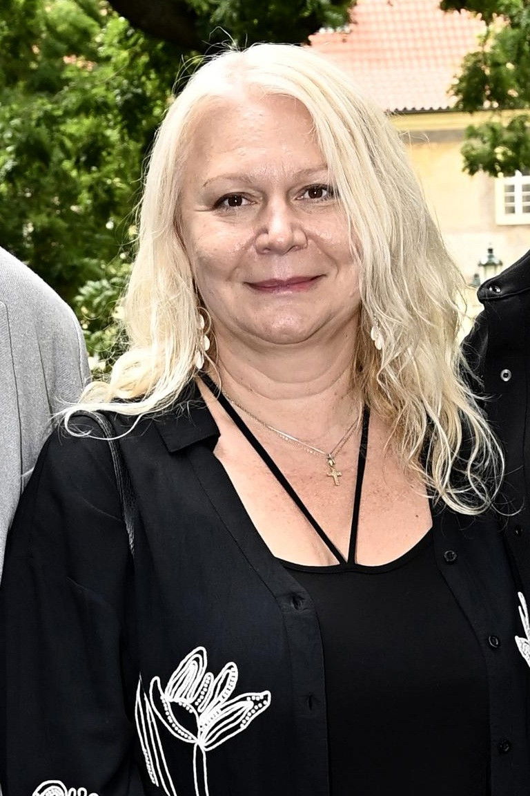 Dana Vaňurová backdrop