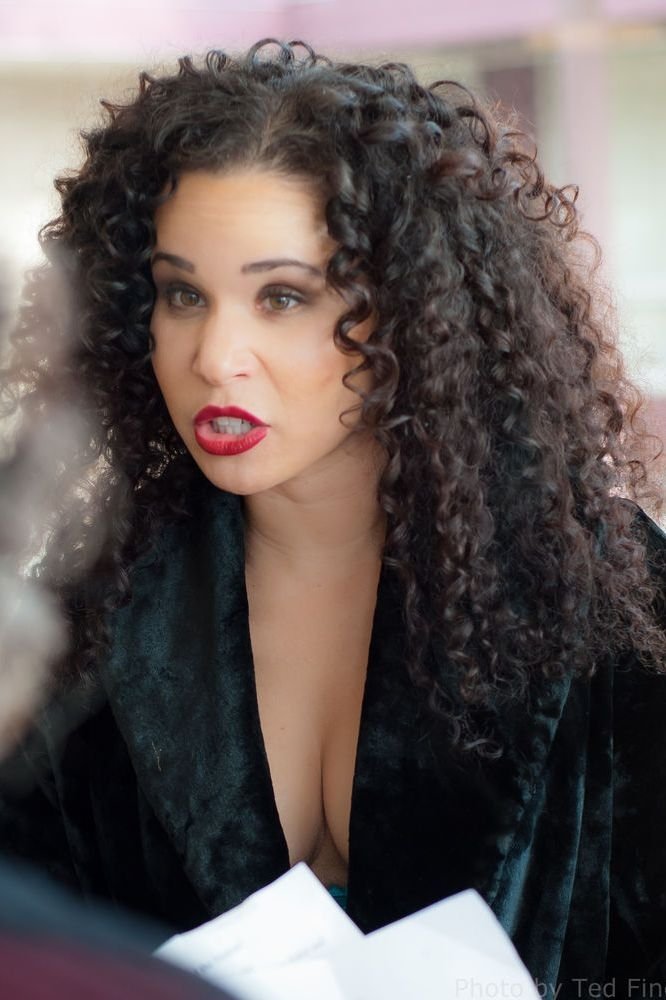 et billede af Lulu Dahl