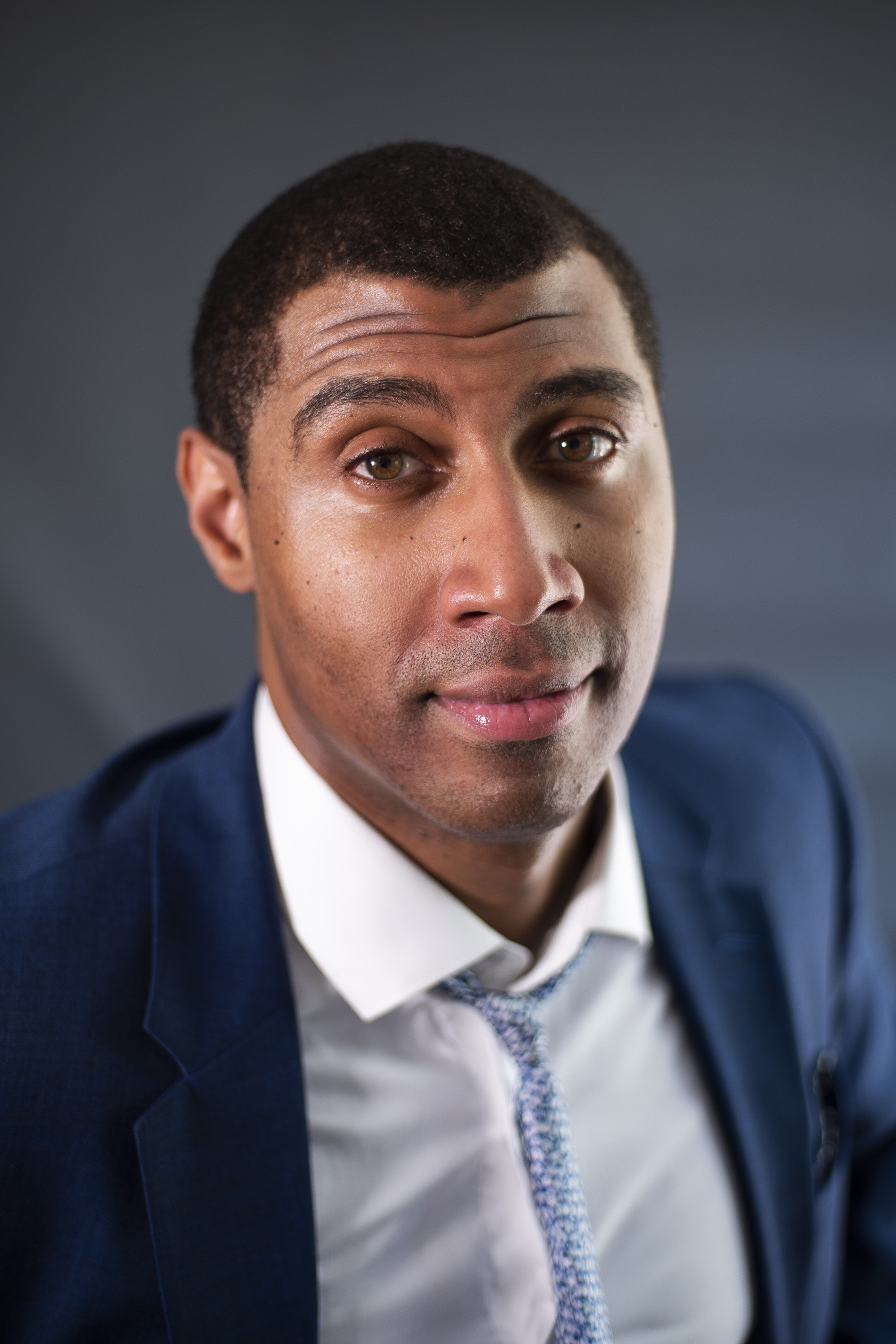 et billede af Jordin Hall