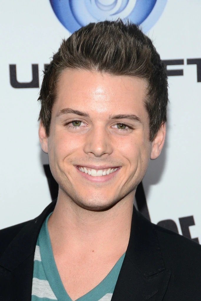 et billede af Drew Osborne