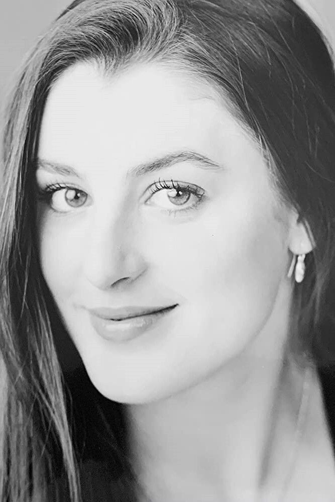 et billede af Emilee Barber